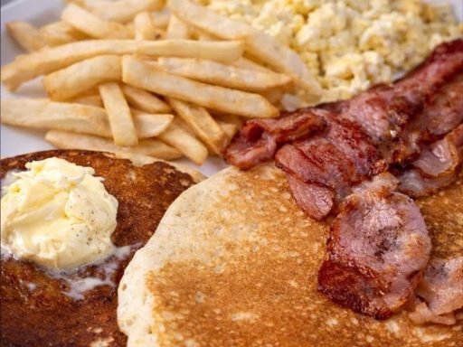 Hot Cakes Hot Cakes
